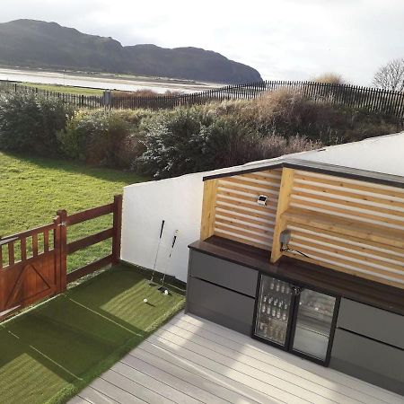 3 Bedroom Deganwy Sea View Beach House Ll31 외부 사진