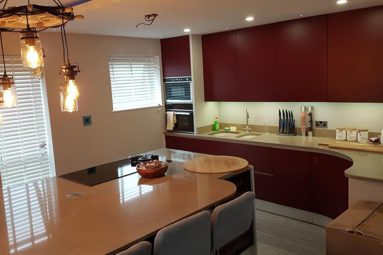 3 Bedroom Deganwy Sea View Beach House Ll31 외부 사진