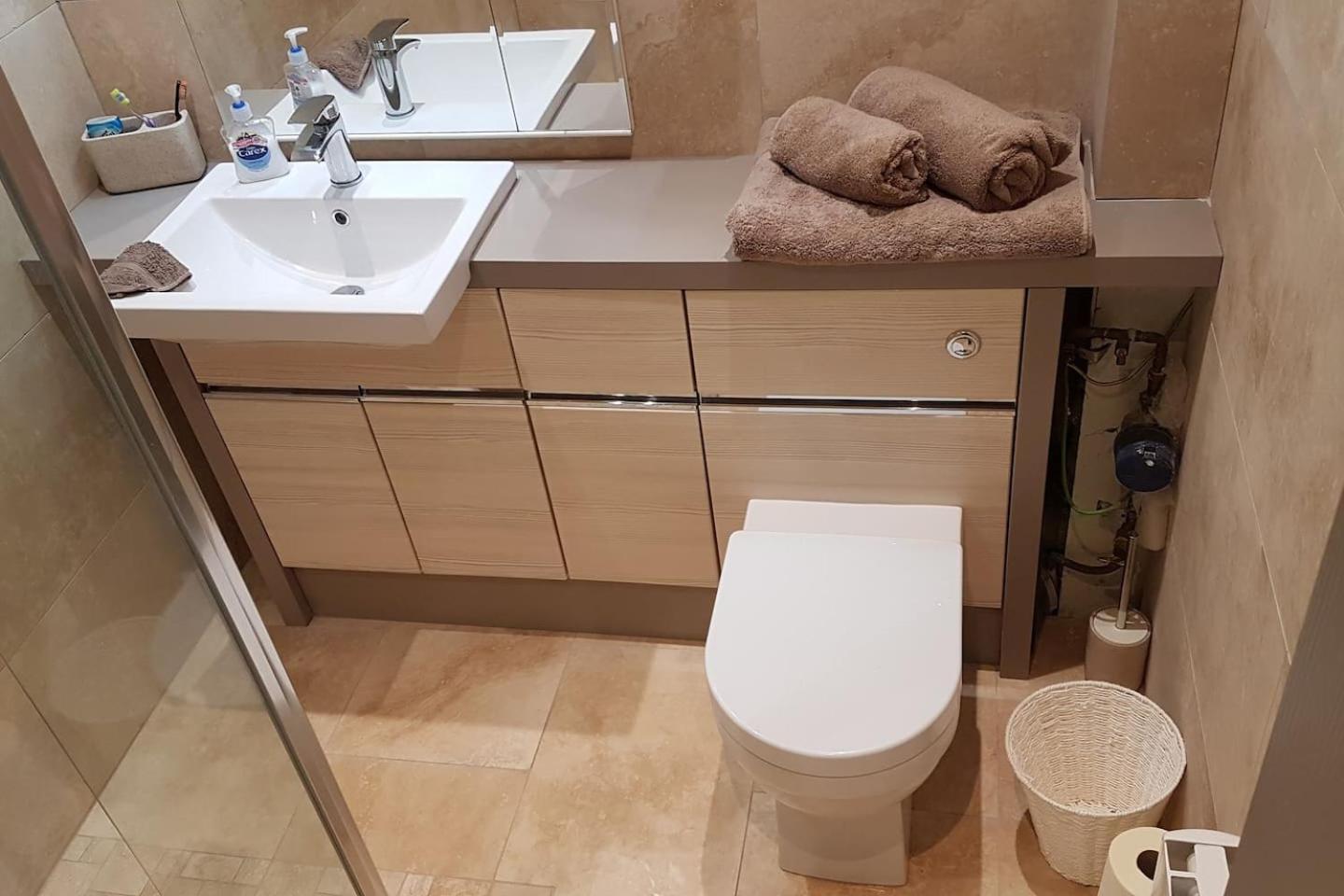 3 Bedroom Deganwy Sea View Beach House Ll31 외부 사진