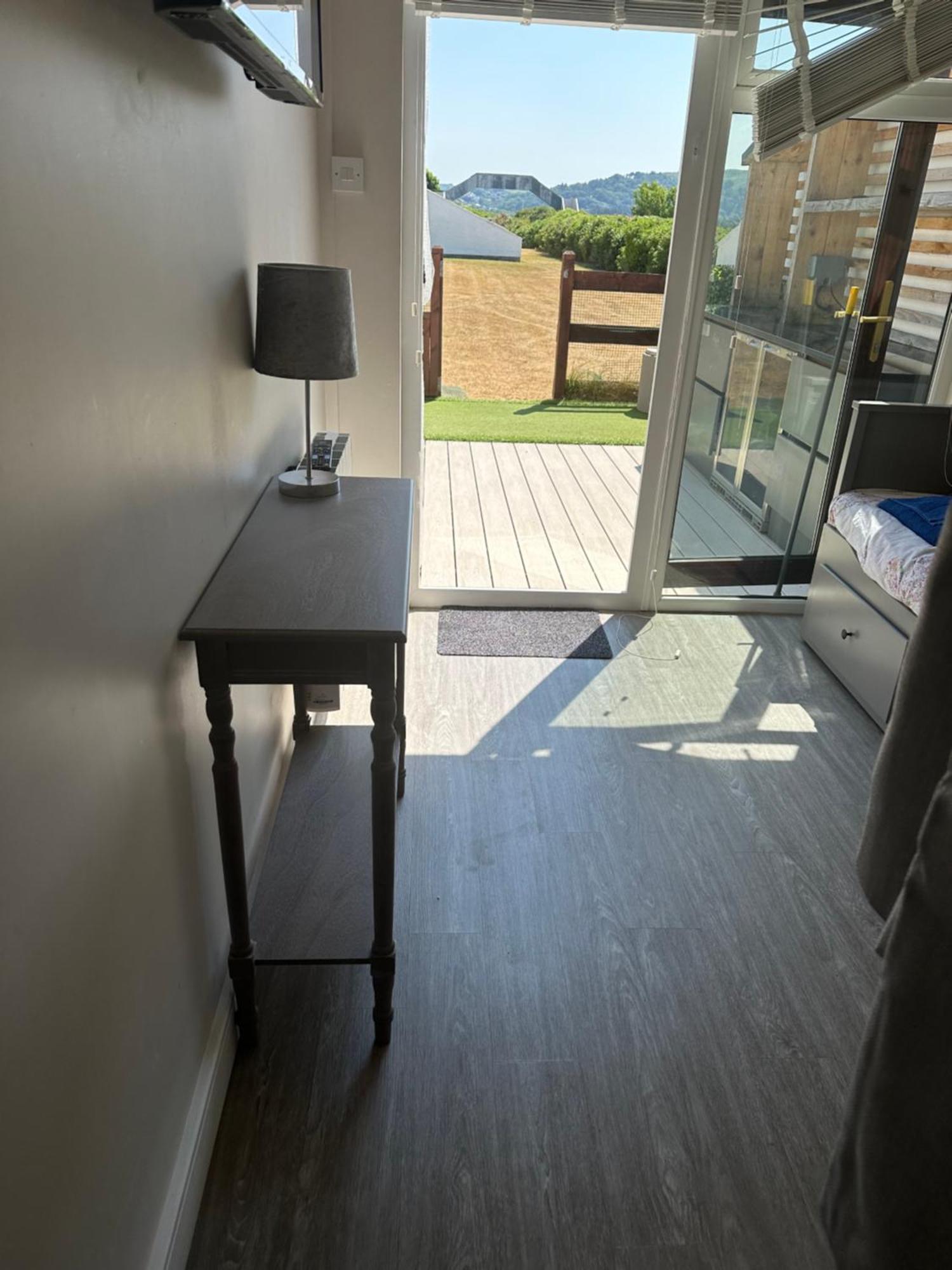 3 Bedroom Deganwy Sea View Beach House Ll31 외부 사진